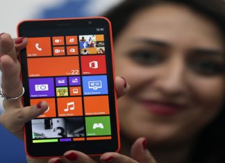 Review Spesifikasi Nokia Lumia 1320 Windows Phone