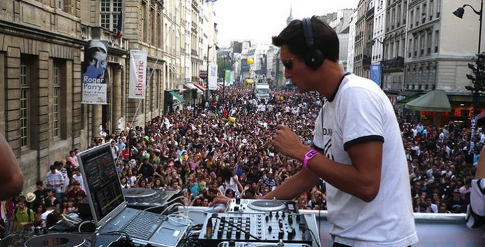 Aplikasi DJ Terbaik Untuk Software Audio Mixing Versi Windows